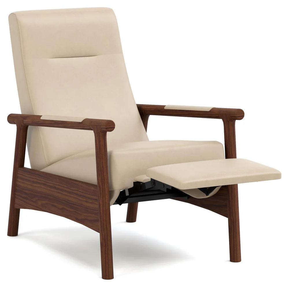 Walnut Grove Recliner in Pearl Leather