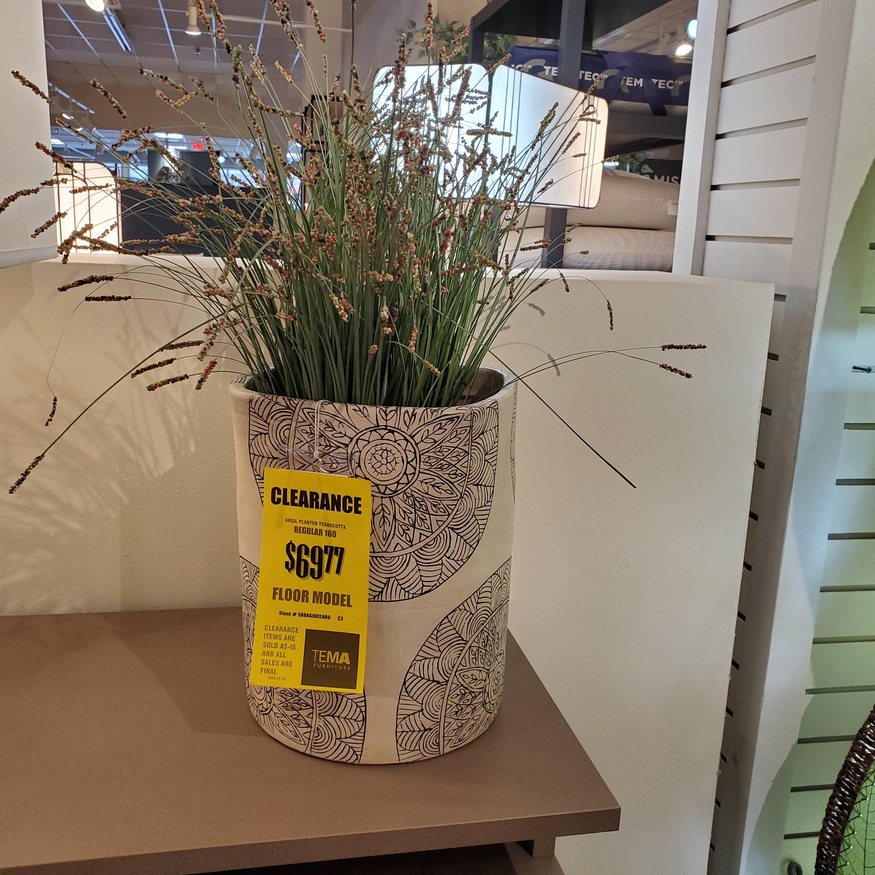 Argil Planter Front View Image in Showroom