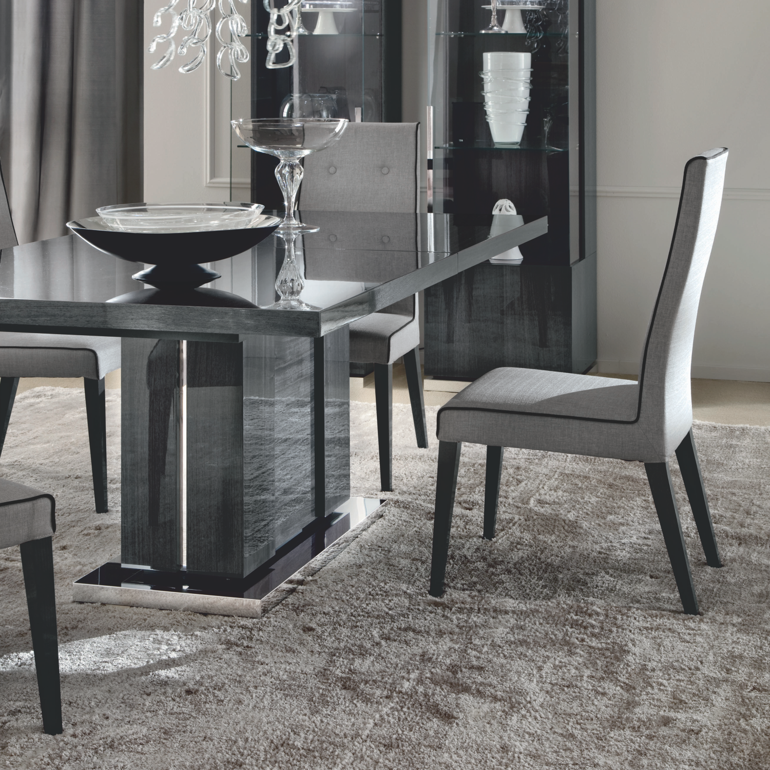 Montecarlo Dining Chair Lifestyle Image