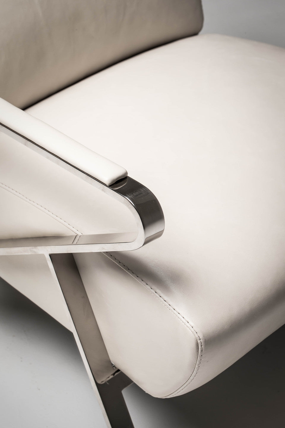 Oscar Accent Chair in Toray Ultrasuede Horizon