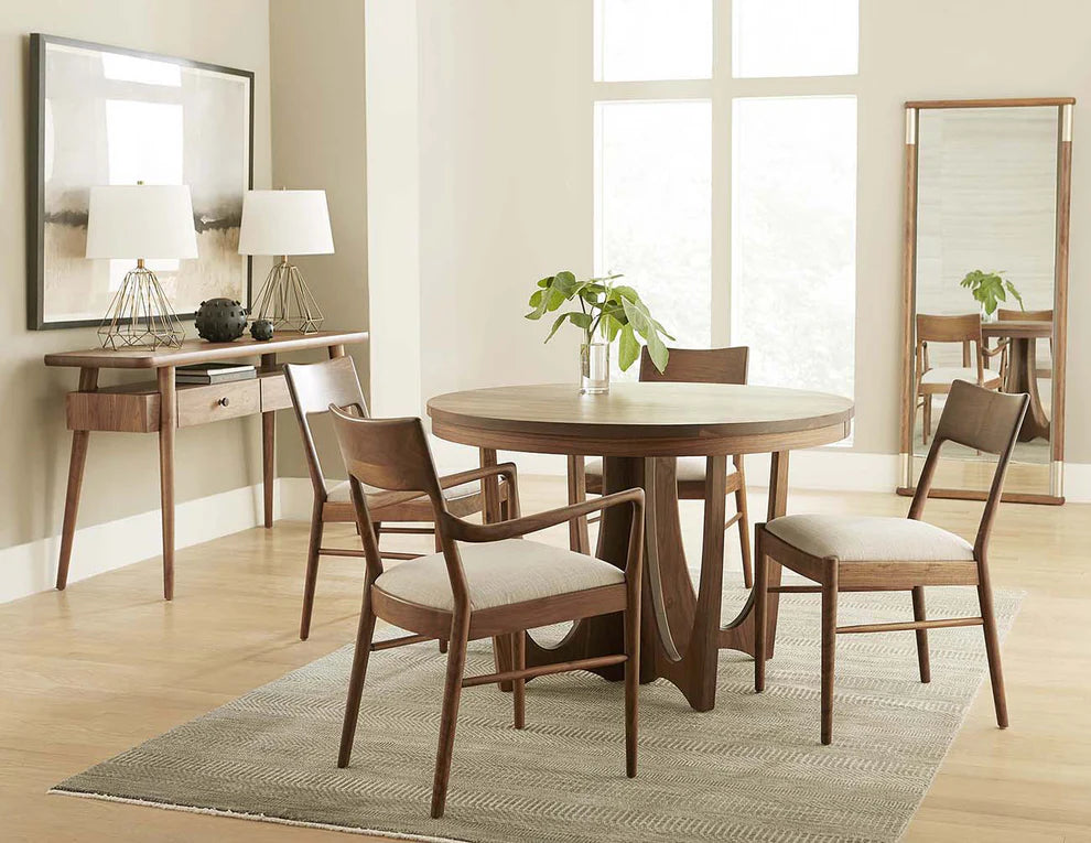Walnut Grove Round Dinning table with 2 Leave Extention