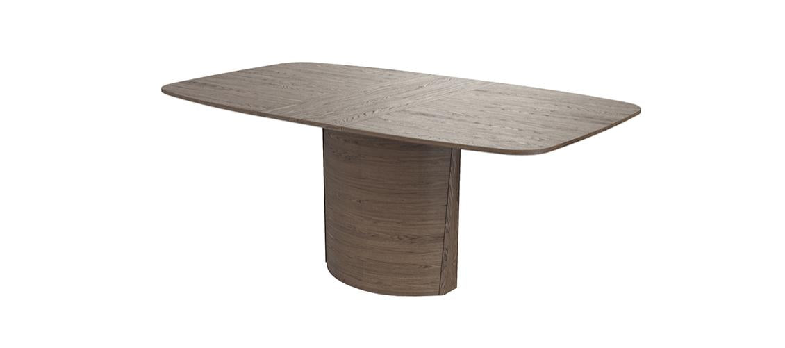 Dining Table 116 with extendable leafs in Walnut Lacquer