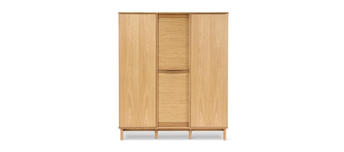 Dual Cabinet 546 in Oak Lacquer