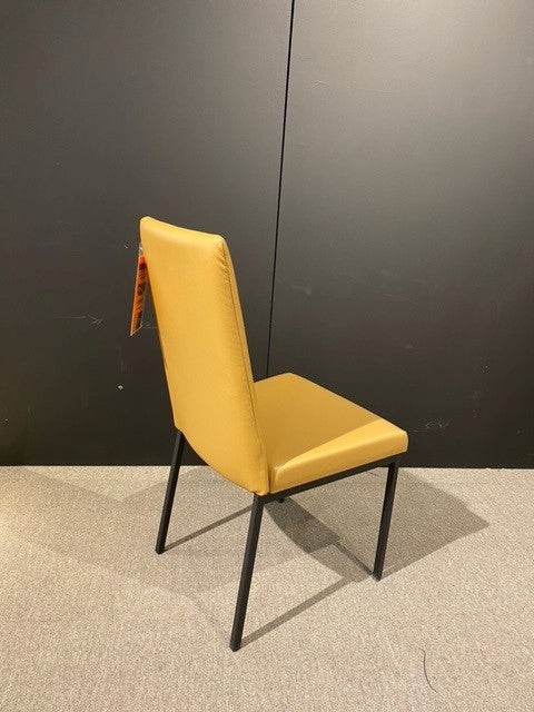 Linea Chair in Black & Coral/Caramelo