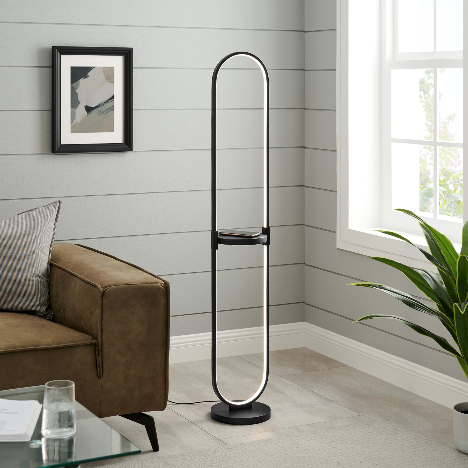 Dysis Floor Lamp Lifestyle Photo