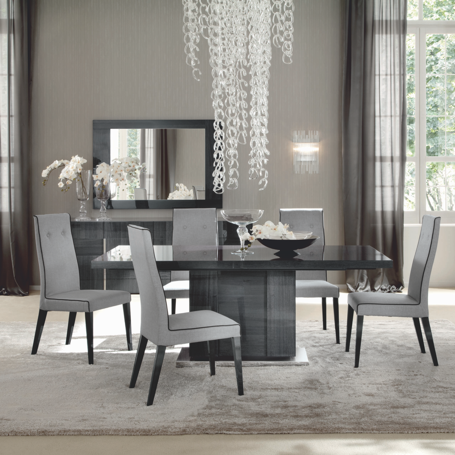 Montecarlo Dining Chair Lifestyle Image