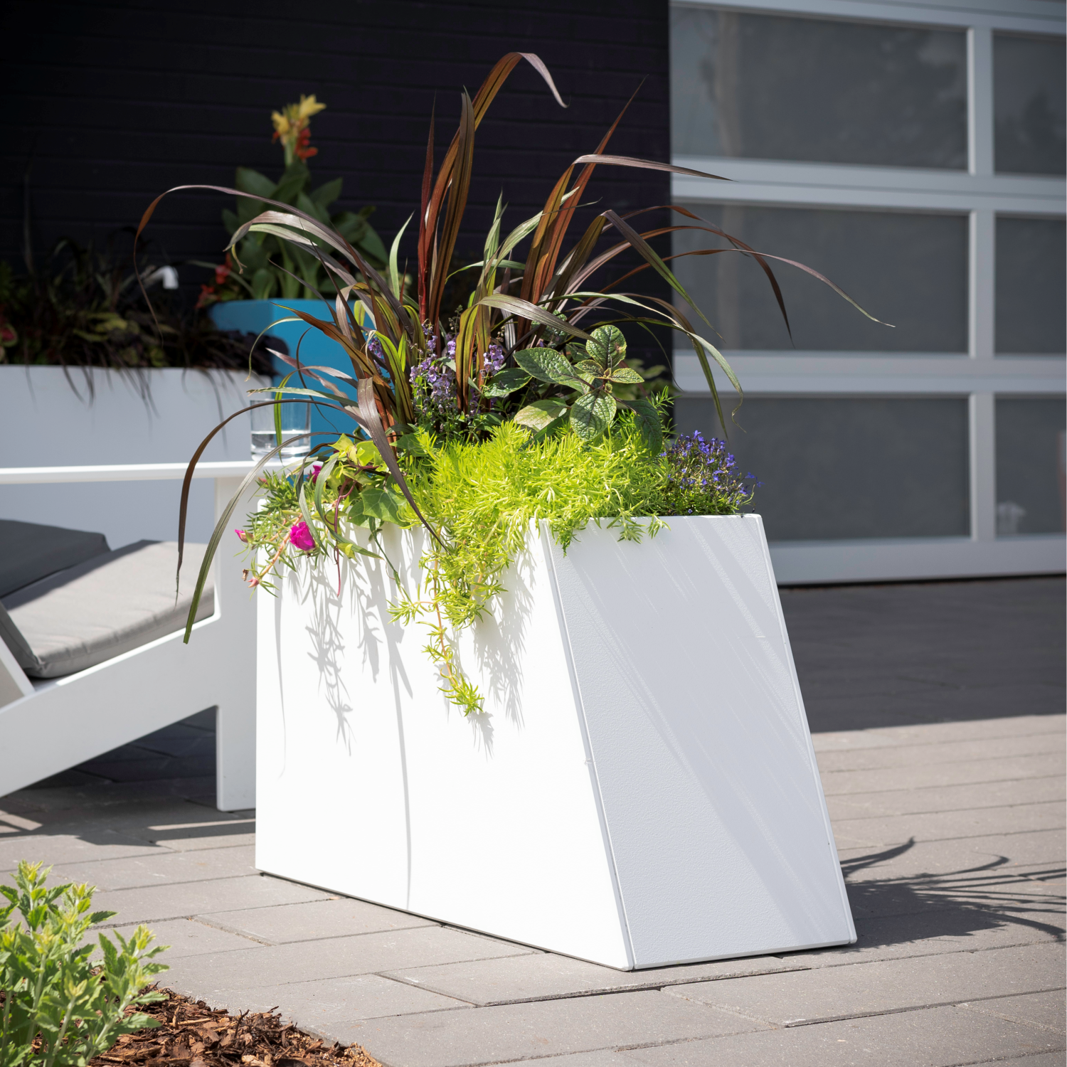 Tessellate 18 Slope Planter Lifestyle Image