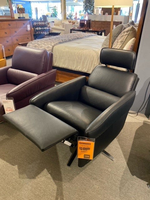 Aura Recliner Kohle in Black Leather & Stainless Steel