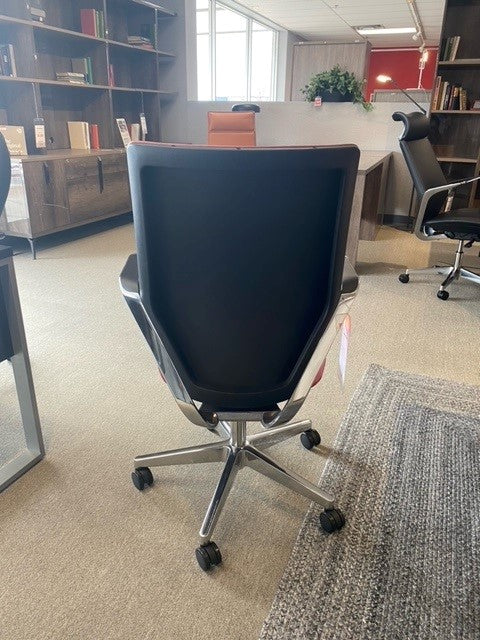 Flow Low back Desk Chair in Red