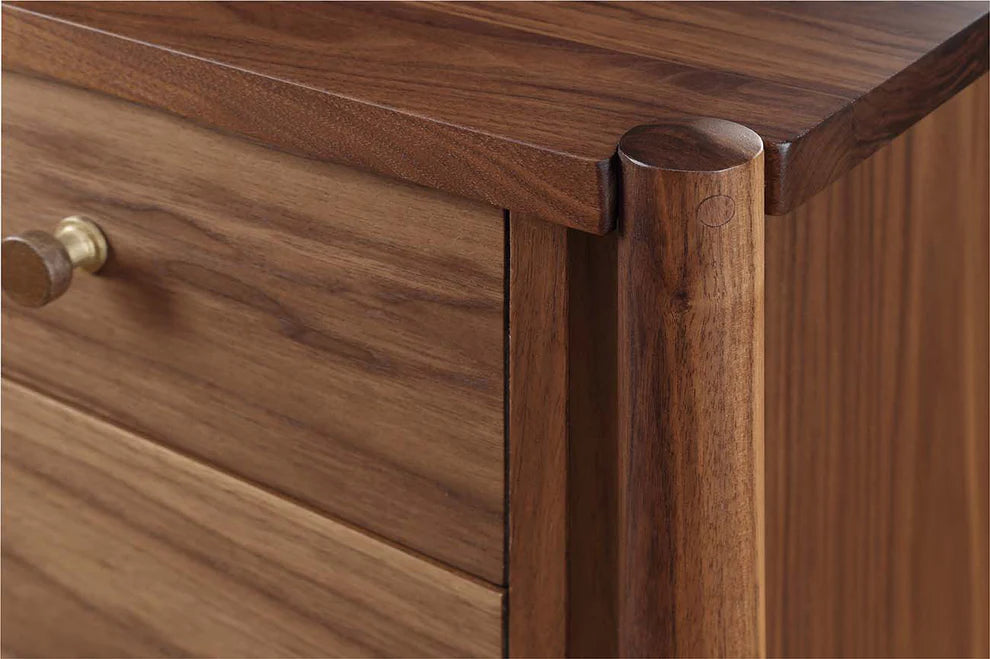 Walnut Grove 8-Drawer Dresser