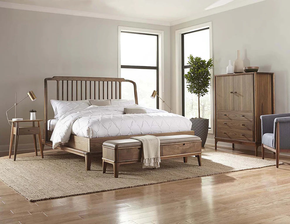 Walnut Grove Upholstered Bench in Dove leather