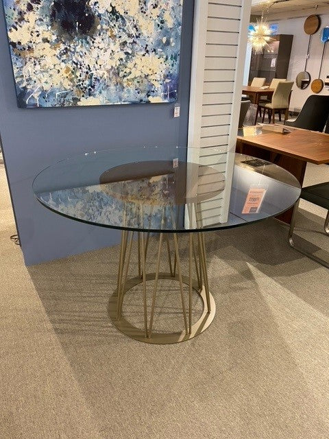 Calypso 48" Round Table